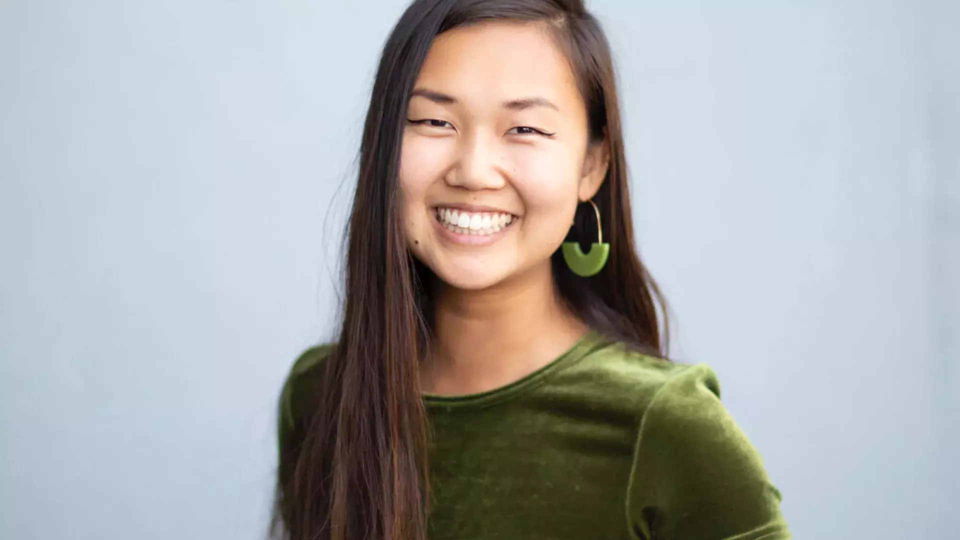 Kayla Abe headshot