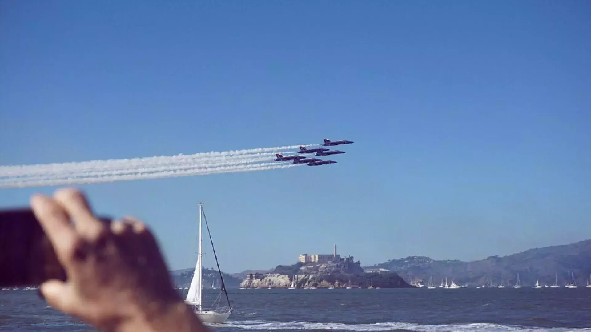 Watch Fleet Week from PIER 39