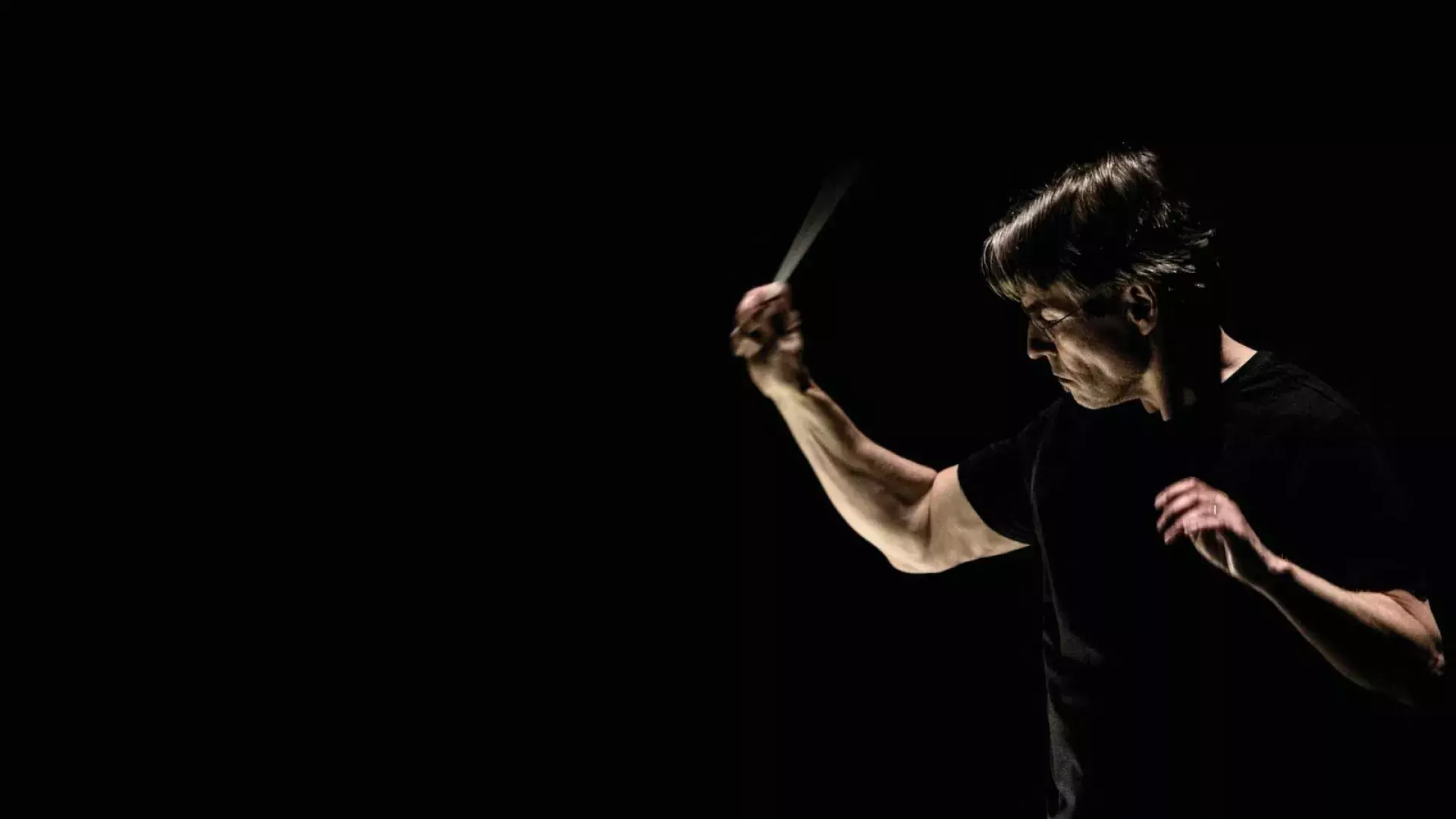 Esa-Pekka Salonen conducts the San Francisco Symphony