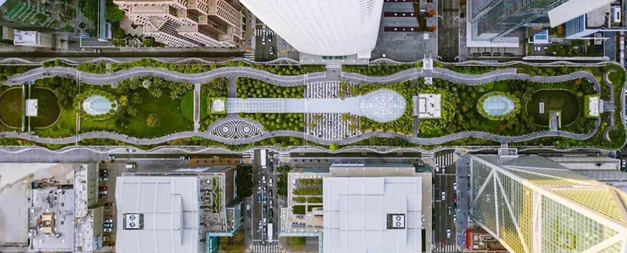 Overhead view of salesforce park and surrounding buildings