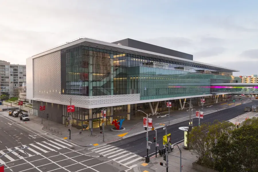 Northwest corner exterior shot of Moscone Center