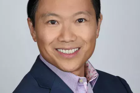 Kenley Moy headshot