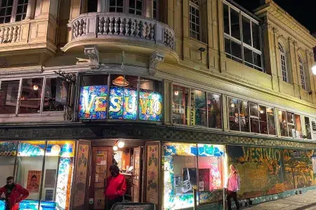 Image of exterior of Vesuvio Cafe
