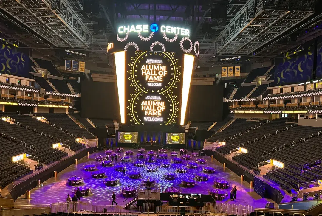 Chase Center centerhung videoboard 