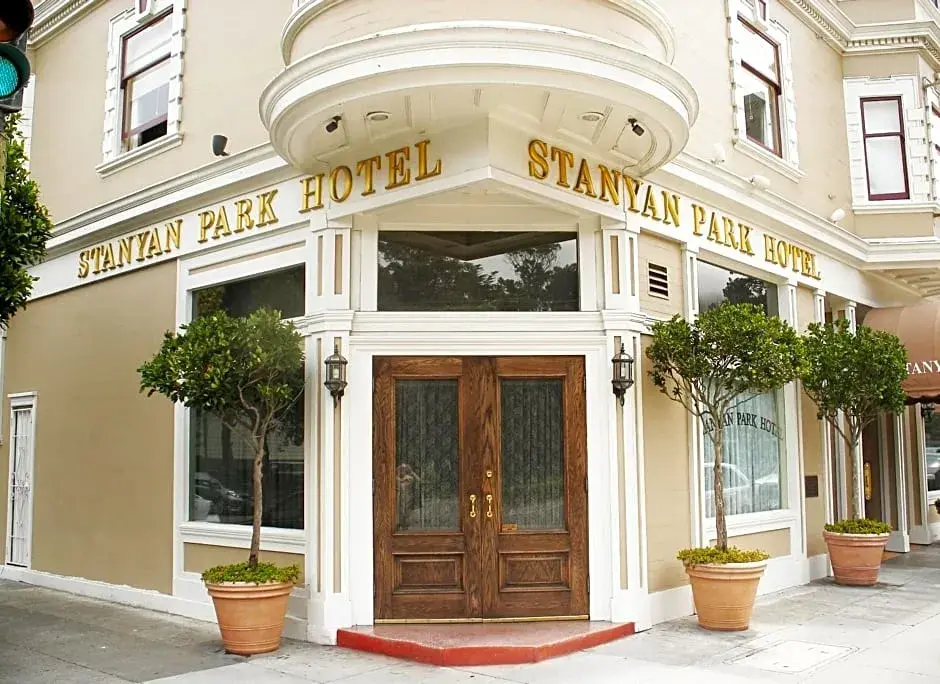 Stanyon Park Hotel