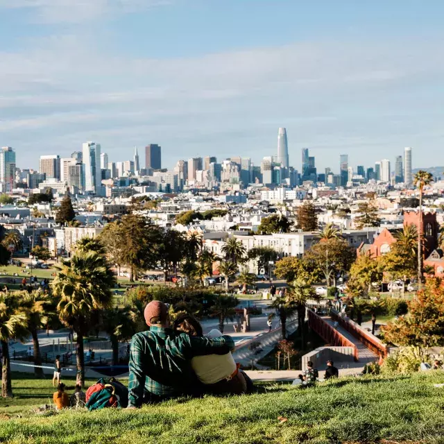 Dolores Park em uma tarde ensolarada