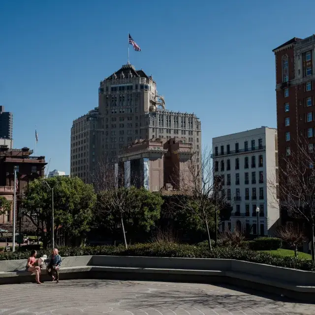 Nya Cruz sitting in Nob Hill.