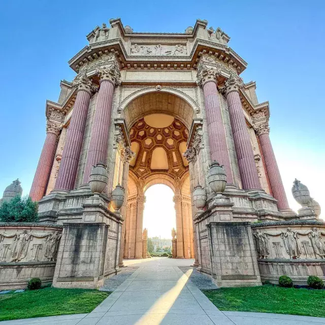 Close-up view of the Palace of Fine Arts looking up. 