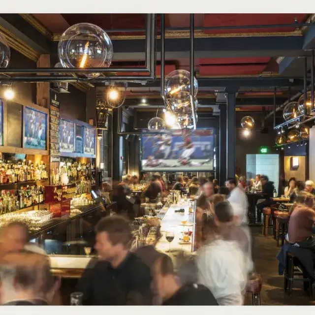 Bartレット・ホール