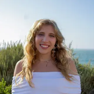 A photo of author Elizabeth Morton.